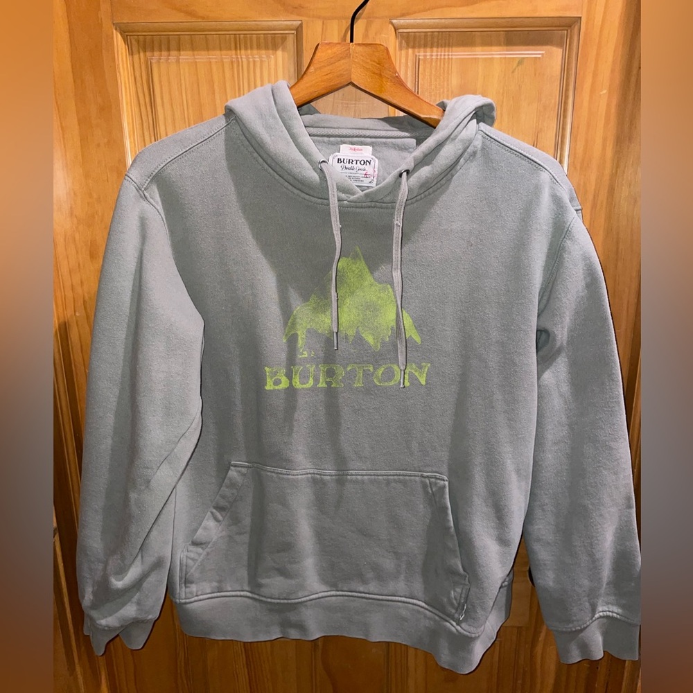 BURTON Classic Mountain Hoodie Sweatshirt - size medium